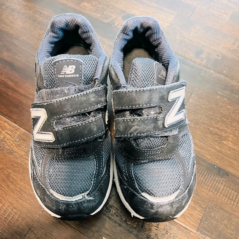 New Balance 990 Strap Sneakers Size 1.5 Boys